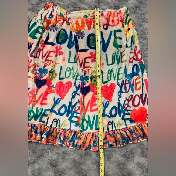 Natural Life “Love” Towel Wrap•Multicolor•
Ruffle Hem•Velcro•Size S/M •NWT - Picture 13 of 13